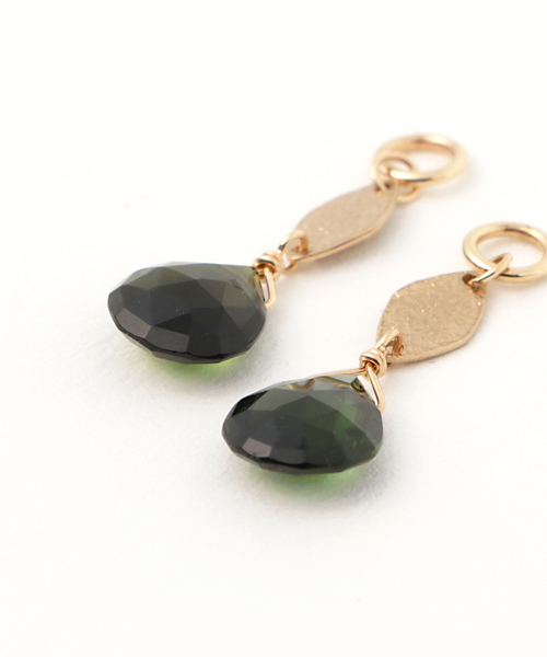 agete（アガット）の「K10ピアスチャーム（チャーム）」 - WEAR