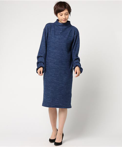 VENCEEXCHANGE（ヴァンスエクスチェンジ）の「袖タックロングワンピース              （ワンピース・レディース・ブラック/グレー/ブルー・MEDIUM）」の12枚目の写真