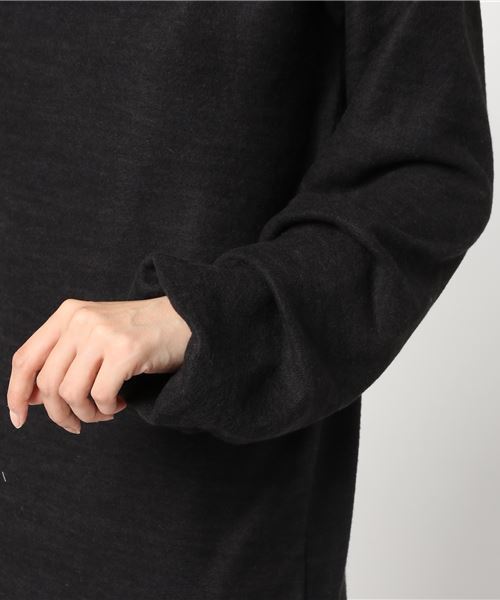 VENCEEXCHANGE（ヴァンスエクスチェンジ）の「袖タックロングワンピース              （ワンピース・レディース・ブラック/グレー/ブルー・MEDIUM）」の8枚目の写真