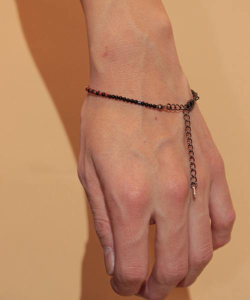 VIVIFY（ビビファイ）の「ブレスレット/ビーズコード/カラーストーン/メタル（ブレスレット・メンズ・ホワイト/レッド・FREE）」の5枚目の写真