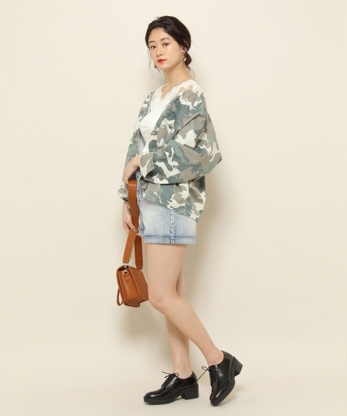 PAGEBOY（ページボーイ）の「シースルーレースキャミ（タンクトップ・レディース・ライトグレー/レッド/ブラック/オフホワイト/ブラウン/シルバー系その他・FREE）」の12枚目の写真