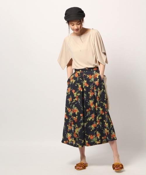 GLOBAL WORK（グローバルワーク）の「【快適機能付き】ハンカチスリーブプルオーバー半袖/786822（Tシャツ/カットソー・レディース・ベージュ/ホワイト/ライトグレー/ブラック/グリーン/ブラウン・MEDIUM/LARGE）」の11枚目の写真