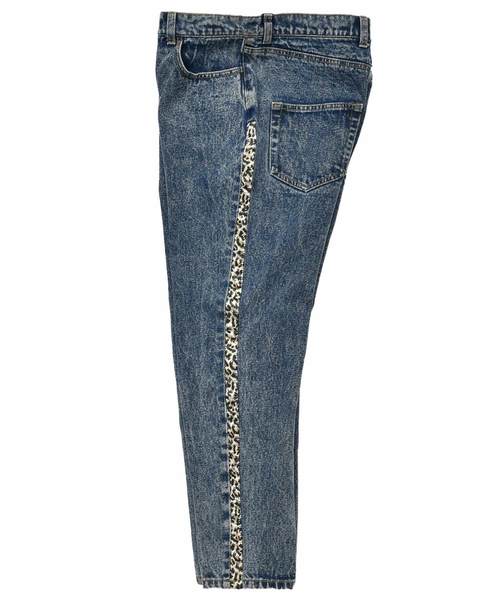 MinoriTY（マイノリティ）の「ヒョウ柄サイドラインケミカルウォッシュデニムパンツ ジーンズ レオパード（デニムパンツ・メンズ・ブルー系その他/ブルー系その他2・L/M）」の7枚目の写真