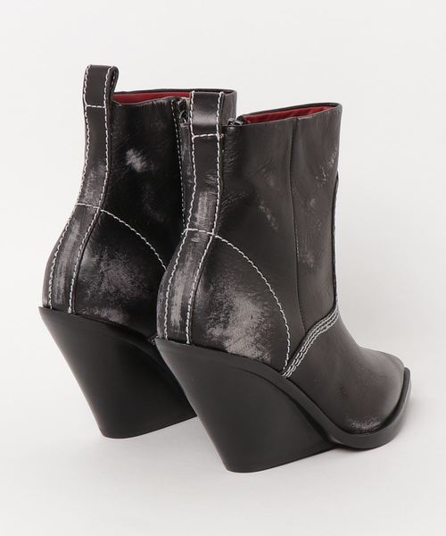 DIESEL(ディーゼル)の「WOMEN’S ショートレザーブーツ(ブーツ・レディース・ブラック・36/37/38/39/35)」の2枚目の写真