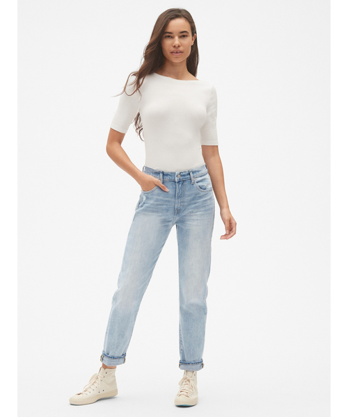 GAP(ギャップ)の「ハイライズ ベストガールフレンドジーンズ(デニムパンツ・レディース・ライトインディゴブルー・23/24/25/26/27/28/29)」の3枚目の写真
