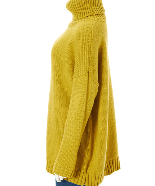 fifth（フィフス）の「オフタートルオーバーサイズニット（ニット/セーター・レディース・レッド/イエロー/グリーン/ブラウン・MEDIUM）」の8枚目の写真