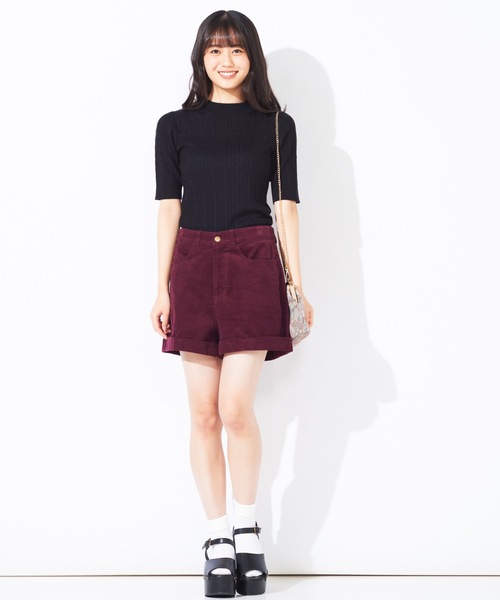 WEGO（ウィゴー）の「WEGO/コーデュロイハイウエストショートパンツ（その他パンツ・レディース・ブラック/アイボリー/キャメル/ワイン/ライトグレー・SMALL/MEDIUM/LARGE/X-SMALL）」の12枚目の写真