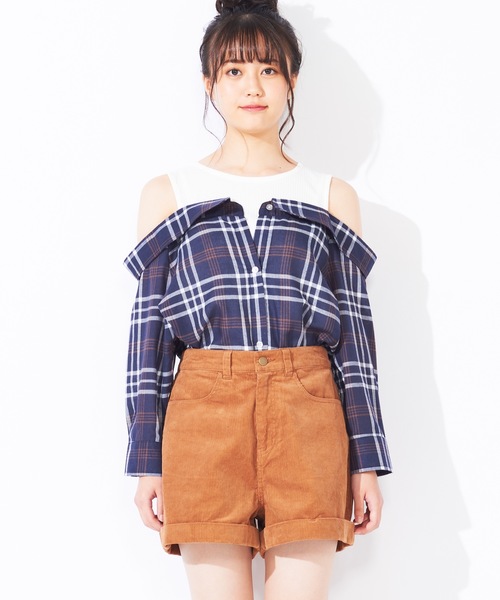 WEGO（ウィゴー）の「WEGO/コーデュロイハイウエストショートパンツ（その他パンツ・レディース・ブラック/アイボリー/キャメル/ワイン/ライトグレー・SMALL/MEDIUM/LARGE/X-SMALL）」の9枚目の写真