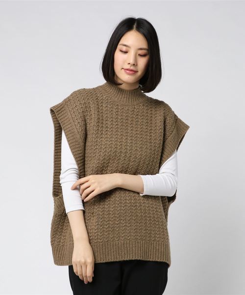 CLANE（クラネ）の「CABLE KNIT VEST（ニット/セーター・レディース・ブラック/ベージュ/アイボリー・1/2）」の8枚目の写真