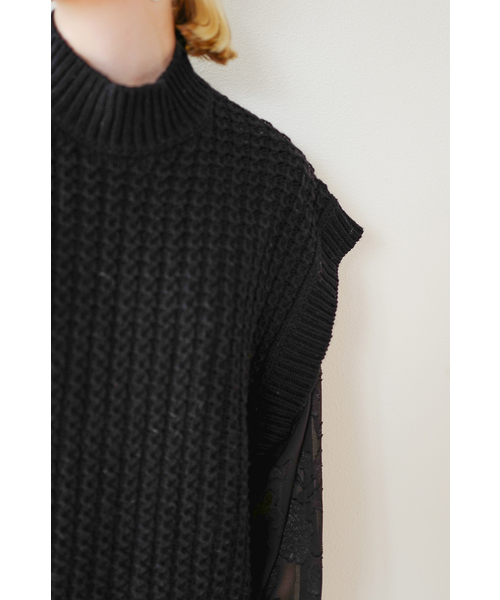 CLANE（クラネ）の「CABLE KNIT VEST（ニット/セーター・レディース・ブラック/ベージュ/アイボリー・1/2）」の12枚目の写真