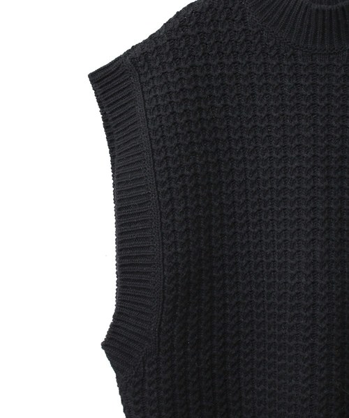 CLANE（クラネ）の「CABLE KNIT VEST（ニット/セーター・レディース・ブラック/ベージュ/アイボリー・1/2）」の19枚目の写真