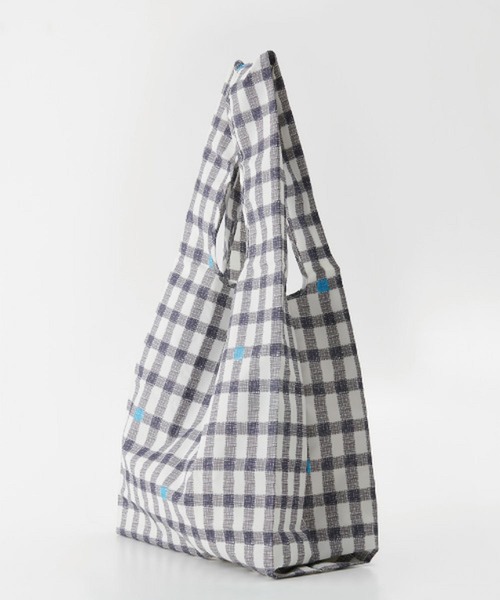 392 plusm(サンキューニプリュスエム)の「water repellent bag BIG(エコバッグ/サブバッグ・レディース・ブラック/ネイビー/グレー/レッド/オフホワイト/イエロー/ブルー/グリーン・BIG(L))」の10枚目の写真