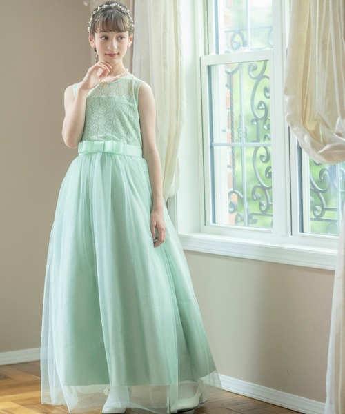 Catherine Cottage(キャサリンコテージ)の「デコルテシースルー レースロングドレス(ドレス・キッズ・ベージュ/ネイビー/レッド/グリーン/サックスブルー/イエロー/ピンク/ライラック・110/120/130/140/150/160)」の13枚目の写真