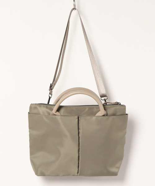 Fun & Daily（ファンアンドデイリー）の「高密度ナイロン・2WAYポケットバッグ（ショルダーバッグ・レディース・ブラック/ベージュ・FREE）」の11枚目の写真