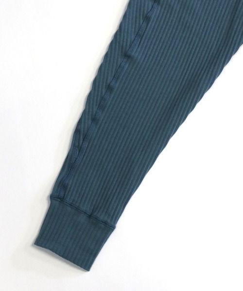 GREEN BOWL(グリーンボウル)の「GREEN BOWL Rib Pleat Long Sleeve T-shirts/グリーンボウル リブ プリーツ ロング スリーブ Tシャツ(Tシャツ/カットソー・メンズ・グリーン/オフホワイト・38/40)」の3枚目の写真