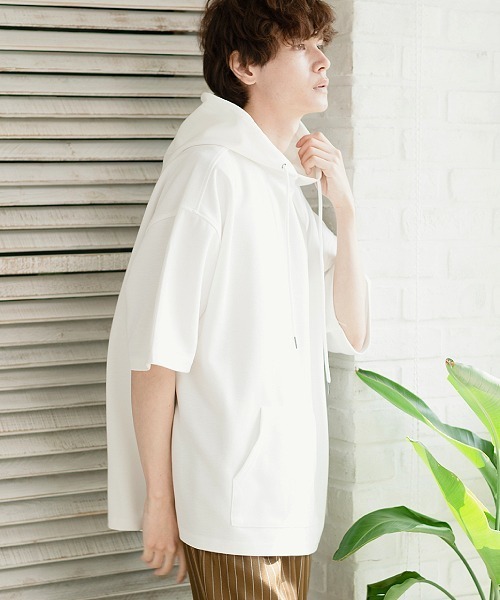 UP START（アップスタート）の「ポンチルーズシルエットハーフスリーブプルオーバーパーカー（パーカー・メンズ・グレイッシュベージュ/スモークピンク/グレー/ホワイト・MEDIUM/LARGE）」の2枚目の写真