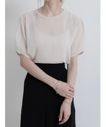 シンプルシアートップス