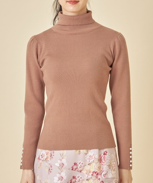 tocco closet(トッコ クローゼット)の「袖口パール付きタートルネックリブニットプルオーバー(ニット/セーター・レディース・ブラック/ブラウン/アイボリー・M)」の17枚目の写真