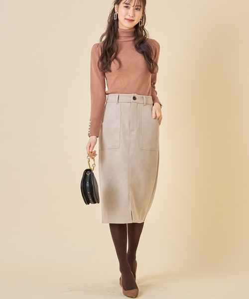 袖口パール付きタートルネックリブニットプルオーバー（ニット