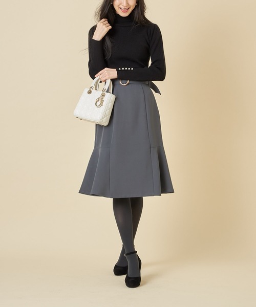 tocco closet(トッコ クローゼット)の「袖口パール付きタートルネックリブニットプルオーバー(ニット/セーター・レディース・ブラック/ブラウン/アイボリー・M)」の7枚目の写真