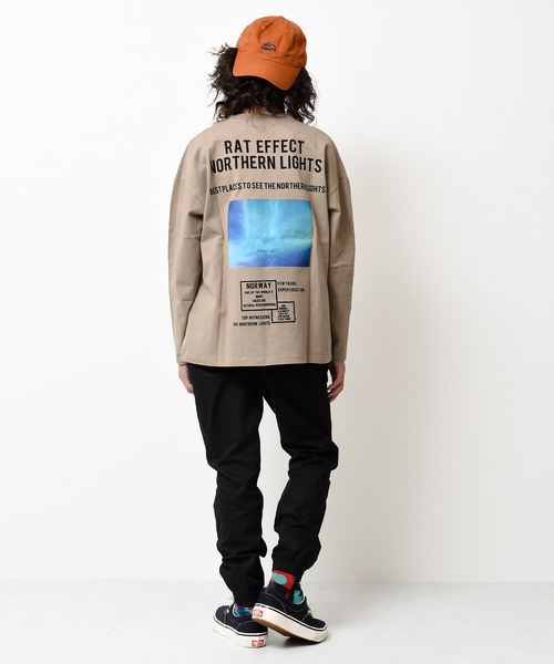 RAT EFFECT（ラットエフェクト）の「フォトプリントロングTシャツ（Tシャツ/カットソー・キッズ・ベージュ/ブラック/チャコールグレー/ライトグレー/グリーン/オフホワイト・120/140/160/150/130/170）」の13枚目の写真