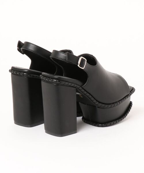 Elvis Luce(エルビスルーチェ)の「ElvisLuce(エルビスルーチェ) ステッチ入りソールバックベルト厚底 サンダル(サンダル・レディース・ブラック系その他/ブラック/ホワイト・L/S/M/LL)」の4枚目の写真