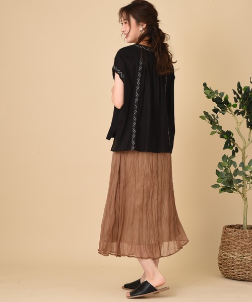 INTERPLANET(インタープラネット)の「グロスクレープ特殊プリーツスカート(スカート・レディース・ブラウン/オフホワイト/ピンク・FREE)」の12枚目の写真