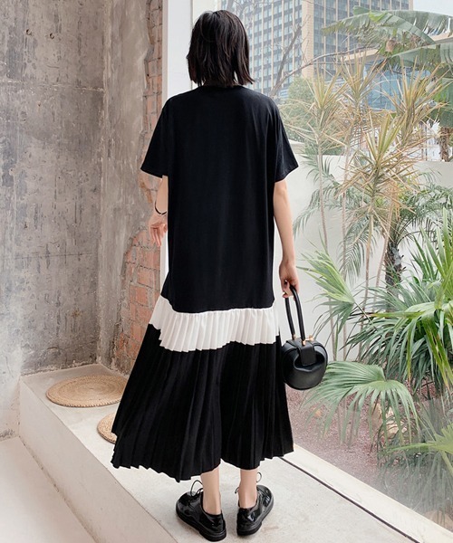 SVEC（シュベック）の「ロング ドッキング オーバーサイズ ワンピース（ワンピース・レディース・ブラック・L）」の6枚目の写真