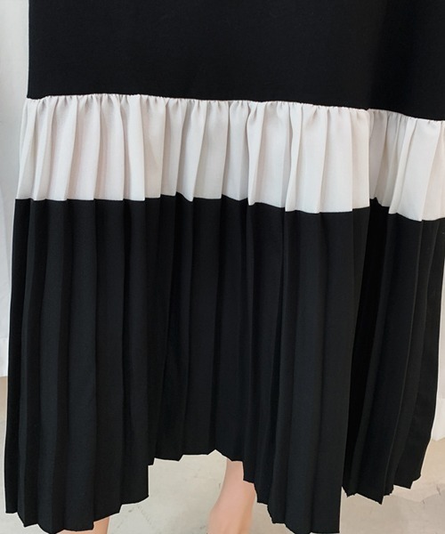 SVEC（シュベック）の「ロング ドッキング オーバーサイズ ワンピース（ワンピース・レディース・ブラック・L）」の9枚目の写真