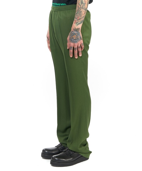 HAIDER ACKERMANN（ハイダーアッカーマン）の「HAIDER ACKERMANN “ELASTICATED WAISTBAND TROUSE”パンツ（その他パンツ・メンズ・カーキブラウン・46）」の3枚目の写真