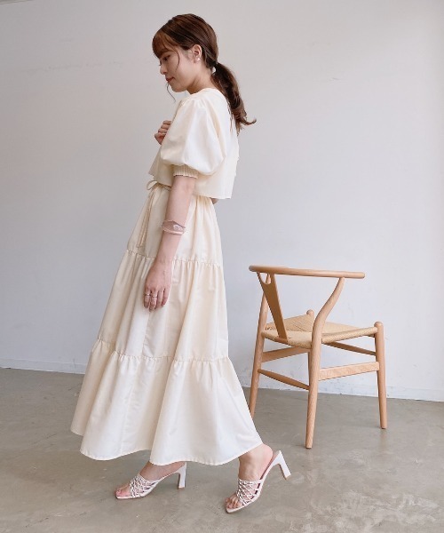 VANNIE U（ヴァニーユー）の「ハーフスリーブマルチWAYティアードワンピース｜ブラウス・キャミワンピース・ウエストリボン３点セット（ワンピース・レディース・ライトブルー/ベージュ/アイボリー・FREE）」の5枚目の写真