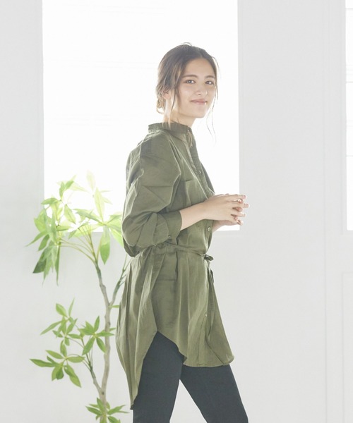 LIPSTAR（リップスター）の「キャンブリックボイルビッグシャツ（シャツ/ブラウス・レディース・カーキ/キャメル/オフホワイト・M）」の2枚目の写真