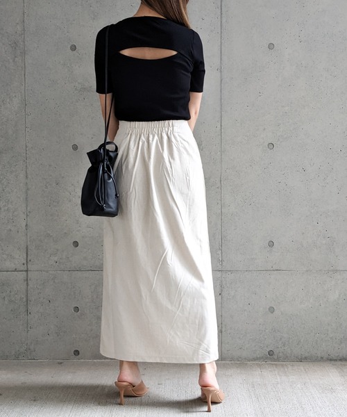 Per sist ence(パーシエンス)の「Per sist ence/パーシエンス テレコ バックオープンTシャツ(Tシャツ/カットソー・レディース・モカ/ブラック/グリーン/ベージュ/オフホワイト・FREE)」の17枚目の写真