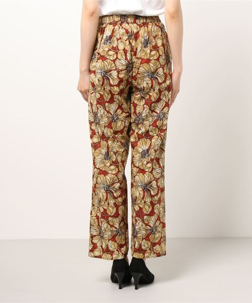 CAPRICIEUX LE'MAGE（カプリシューレマージュ）の「コットンドビーフラワーパンツ（その他パンツ・レディース・チャコールグレー/レッド系その他・FREE）」の3枚目の写真