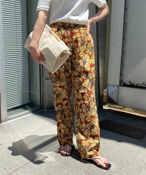 CAPRICIEUX LE'MAGE（カプリシューレマージュ）の「コットンドビーフラワーパンツ（その他パンツ・レディース・チャコールグレー/レッド系その他・FREE）」の12枚目の写真