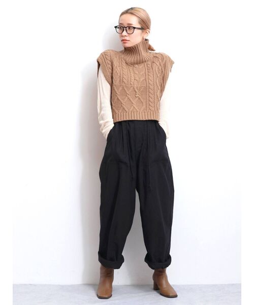 Ungrid（アングリッド）の「ビッグシルエットミリタリーパンツ（その他パンツ・レディース・ブラック/カーキ・SMALL/MEDIUM）」の22枚目の写真