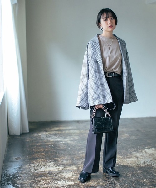 PAGEBOY（ページボーイ）の「サイドスリットベーシックロンT（Tシャツ/カットソー・レディース・ブラック/オフホワイト/グレイッシュベージュ/ライトブルー・FREE）」の18枚目の写真