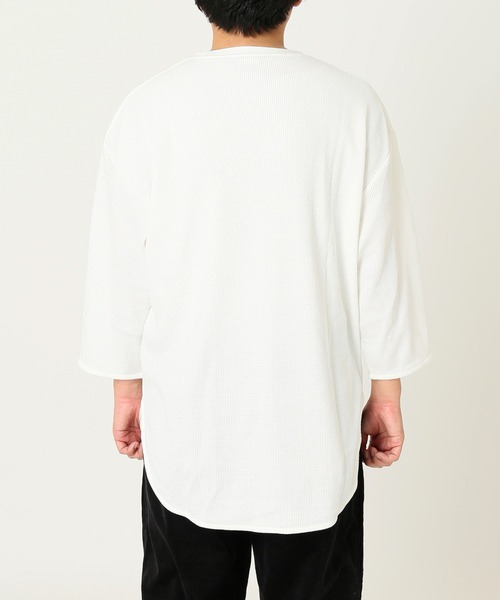 JOURNAL STANDARD relume（ジャーナルスタンダード　レリューム）の「レイヤードワッフル 6分袖Tシャツ[無地T/オーバーサイズ][ユニセックス対応]（Tシャツ/カットソー・メンズ・ホワイト/ブラック/グレー・MEDIUM/LARGE）」の15枚目の写真