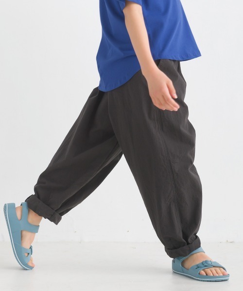 OMNES(オムネス)の「キッズ ダンプサーカスパンツ(その他パンツ・キッズ・チェック/ワンウォッシュ/ブラック/アイボリー/ベージュ/グリーン系その他/ネイビー/キナリ/カーキ/インディゴブルー/グレー・100/120/140/130/110)」の16枚目の写真