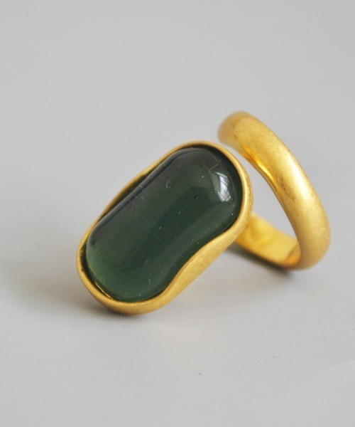 KOR（ケーオーアール）の「ヴィンテージテイスト カラーストーン ツイストリング（リング・レディース・ゴールド・FREE）」の6枚目の写真