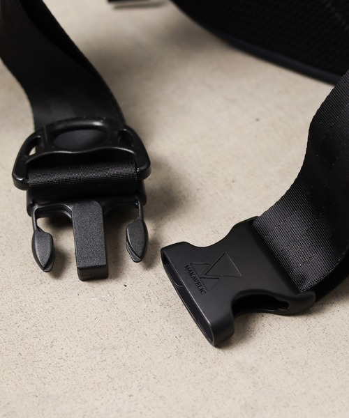 MAKAVELIC(マキャベリック)の「★MAKAVELIC★JADE E.P. WAIST BAG EVOLUTION(ボディバッグ/ウエストポーチ・メンズ・ブラック・FREE)」の2枚目の写真
