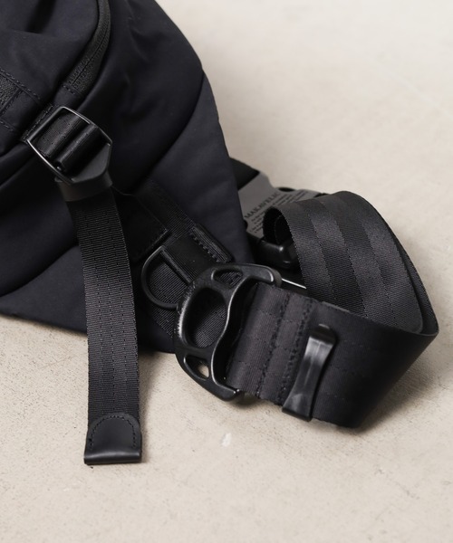 MAKAVELIC(マキャベリック)の「★MAKAVELIC★JADE E.P. WAIST BAG EVOLUTION(ボディバッグ/ウエストポーチ・メンズ・ブラック・FREE)」の3枚目の写真