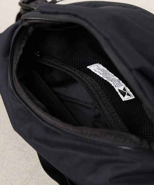 MAKAVELIC(マキャベリック)の「★MAKAVELIC★JADE E.P. WAIST BAG EVOLUTION(ボディバッグ/ウエストポーチ・メンズ・ブラック・FREE)」の5枚目の写真