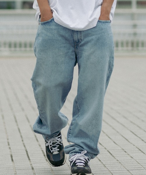 Levi's（リーバイス）の「STAY LOOSE DENIM SERVICE LIGHT（デニムパンツ・メンズ・ライトインディゴブルー・W28 L32/W29 L32/W30 L32/W31 L32/W32 L32/W33 L32/W34 L32/W36 L32）」の5枚目の写真