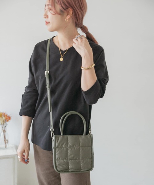 ITEMS URBANRESEARCH（アイテムズ アーバンリサーチ）の「キルティングバッグ（ショルダーバッグ・レディース・オリーブ/ブラック・-）」の8枚目の写真