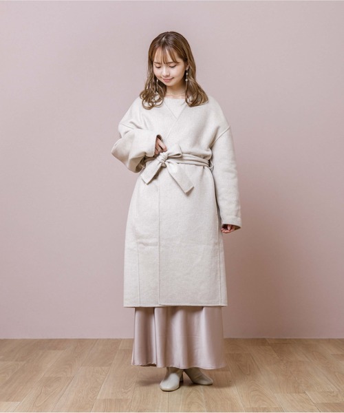 flower（フラワー）の「スムースカラーコート（ノーカラーコート・レディース・カーキ/アイボリー・FREE）」の5枚目の写真