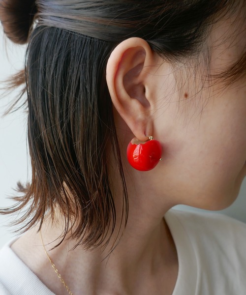 たべかけりんごピアス（ピアス（片耳用））｜LOVE BY e.m. （ラブバイ