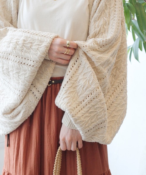 Crisp（クリスプ）の「ケーブルニットボレロ（カーディガン/ボレロ・レディース・パープル/アイボリー・FREE）」の6枚目の写真