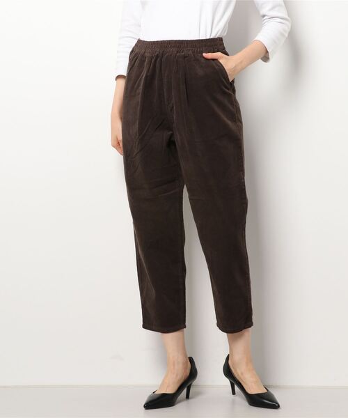 Samansa Mos2(サマンサ モスモス)の「細コーデュロイテーパードパンツ(その他パンツ・レディース・ダークブラウン/ベージュ/パープル/カーキ/ブルー/マスタード・フリ-)」の2枚目の写真