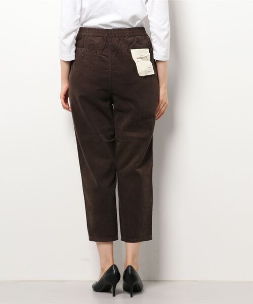 Samansa Mos2(サマンサ モスモス)の「細コーデュロイテーパードパンツ(その他パンツ・レディース・ダークブラウン/ベージュ/パープル/カーキ/ブルー/マスタード・フリ-)」の9枚目の写真